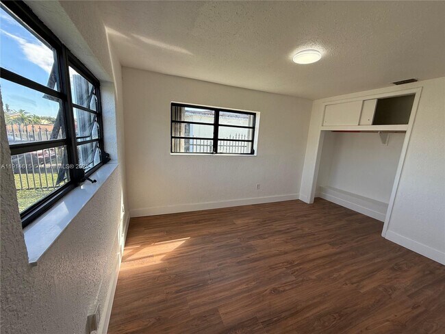 Building Photo - 1430 NW 176th Terrace