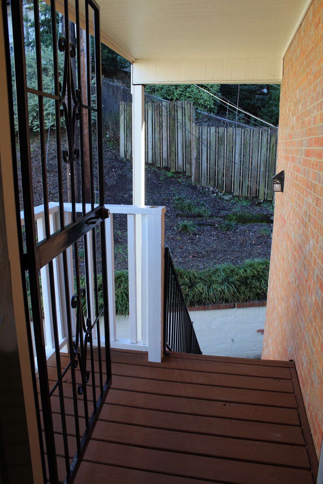 Building Photo - 2925 10th Ct S