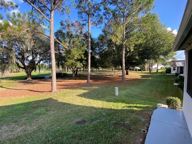 Building Photo - Spectacular ANNUAL LEASE, Fully Furnished ...