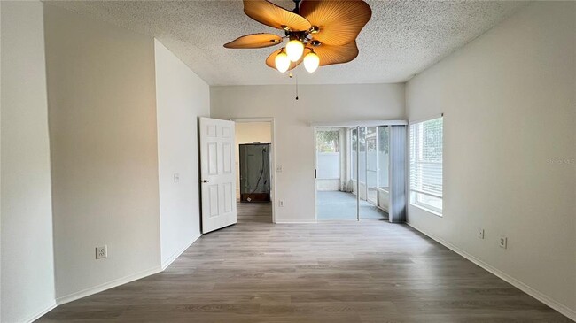 Building Photo - 123 Jaybee Ave