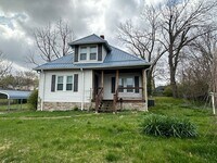 Building Photo - 3 Bedroom, 1 Bath home for rent