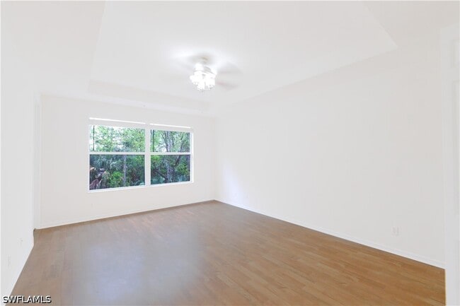 Building Photo - 1395 Mariposa Cir