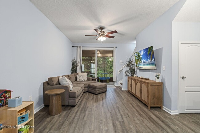 Building Photo - 6110 Bartram Village Dr