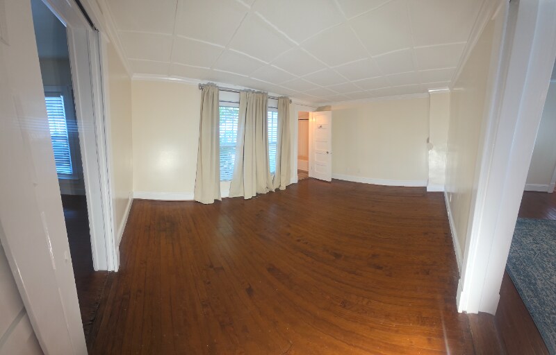 Building Photo - 122 Craven St