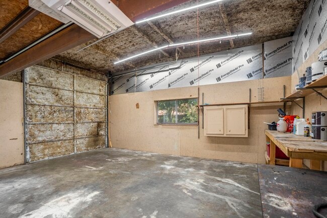 Building Photo - 2411 Orange St