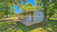 Building Photo - 804 Henderson Ave