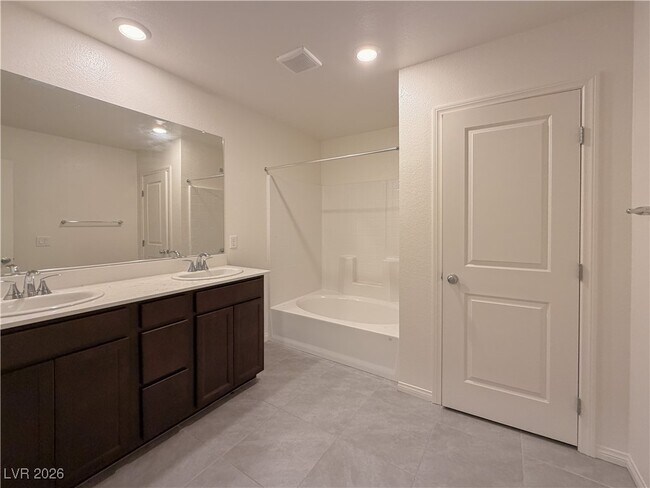 Building Photo - 6978 Dandelion Pk Ave