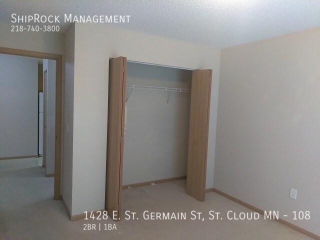 Building Photo - 1428 E St Germain St