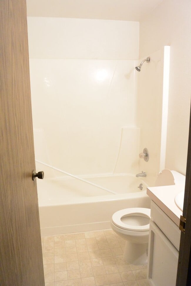 Building Photo - 1307 NW 119th St