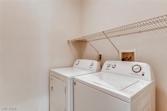 Building Photo - 1735 Ferrell St