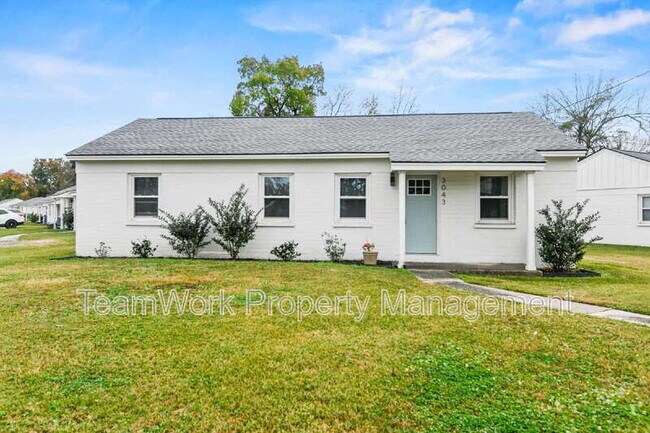 Primary Photo - 3043 Terry Dr