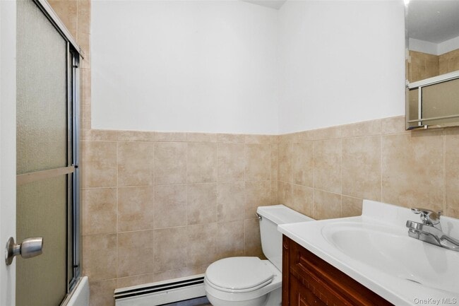 Building Photo - 156 Madison St