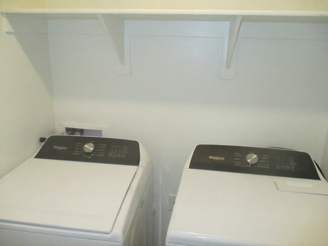 Building Photo - Beautiful 3 Bedroom-2 Bath House, Sahuarita Arizona