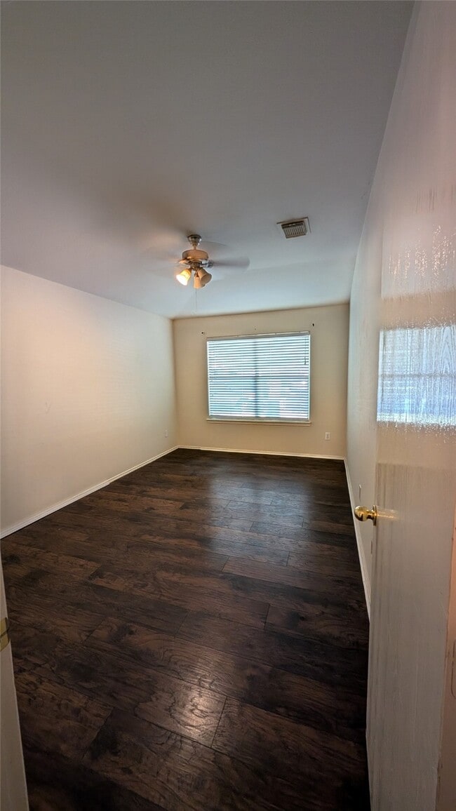Building Photo - 1918 Adobe Stone Dr