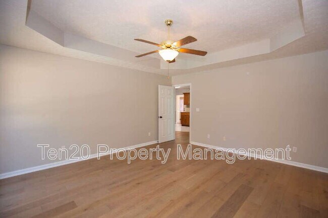 Building Photo - 177 Richardson Rd