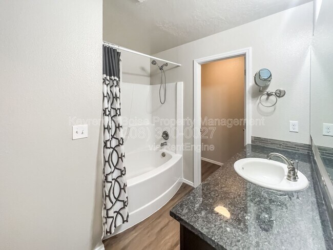 Building Photo - 2474 N Iditarod Way