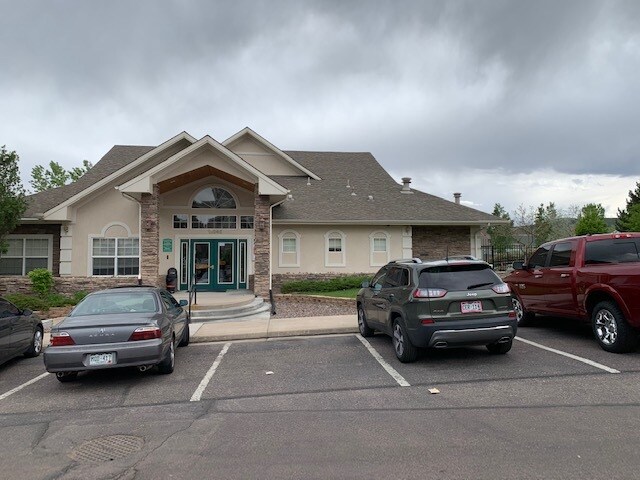 Primary Photo - 12183 W Cross Dr