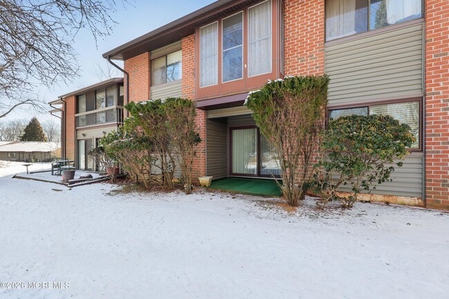 Building Photo - 38 Medford Ct