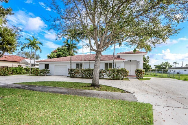 Primary Photo - 4145 SW 84th Ct