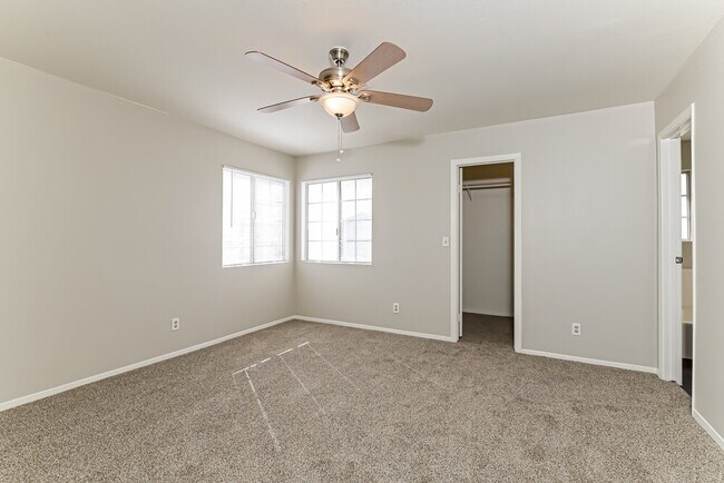Building Photo - 1620 Lorna Dr