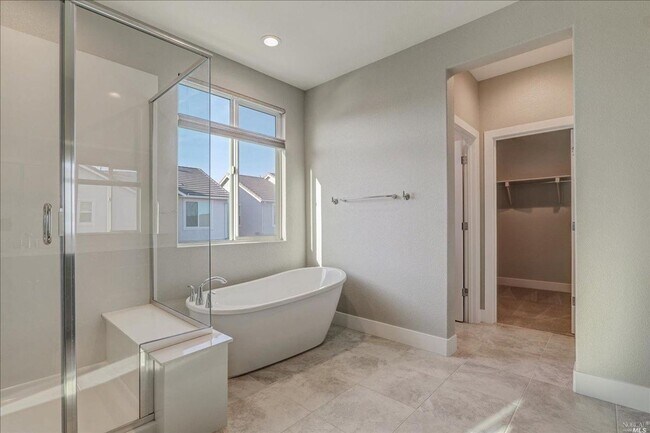 Building Photo - Beautiful 4 Bedroom Home in Brighton Landing – Vacaville