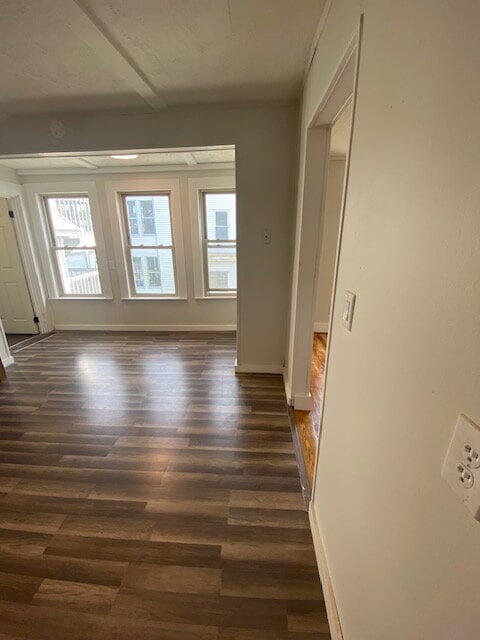 Building Photo - 90 Roak St