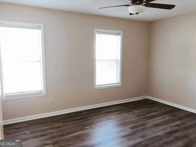 Building Photo - 1819 Cumberland Valley Pl SE