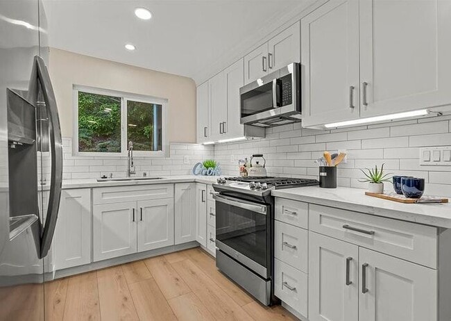 Building Photo - Get ready to fall head over heels for your...