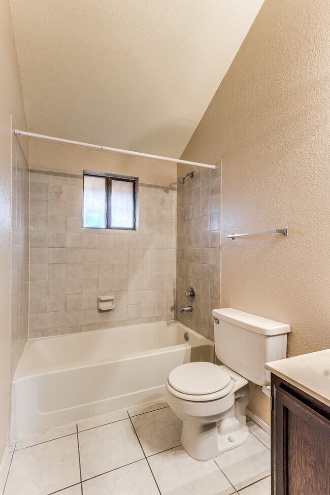 Building Photo - Prestigious Tri Level Home on East Side