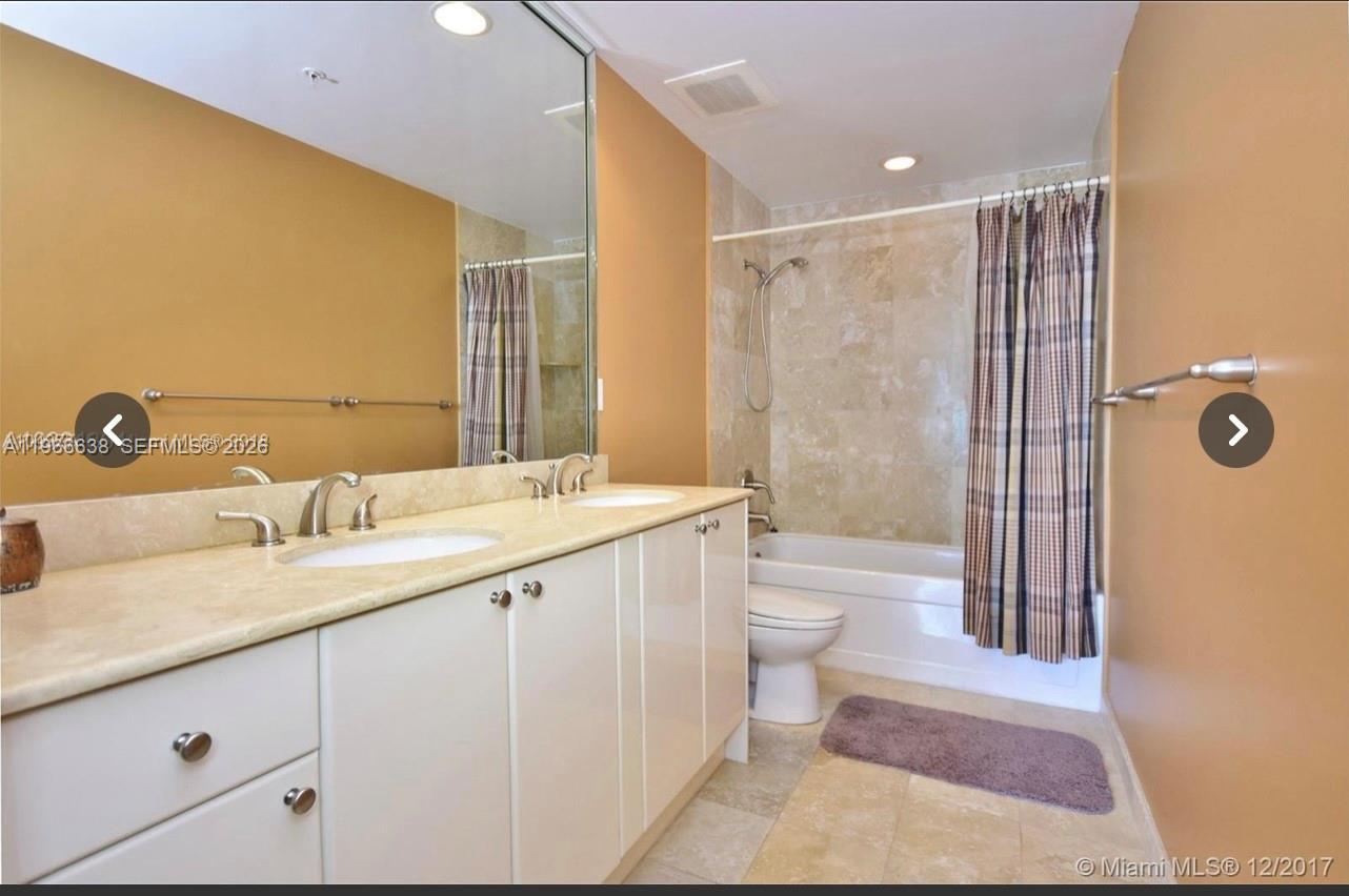 Building Photo - 1755 E Hallandale Beach Blvd