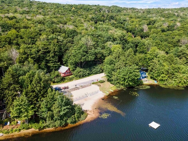 Building Photo - 25 Hilltop Dr