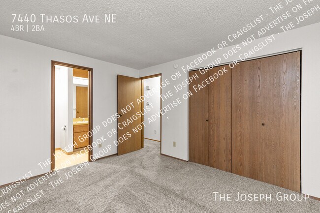 Building Photo - 7440 Thasos Ave NE