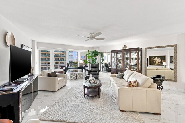 Building Photo - 4100 Galt Ocean Dr