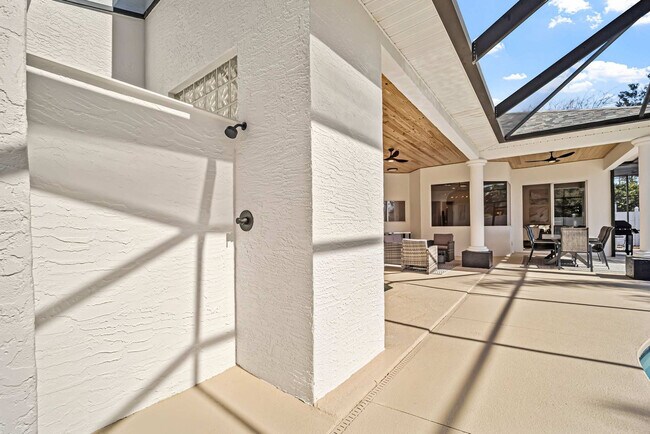 Building Photo - 110 Wellstone Dr