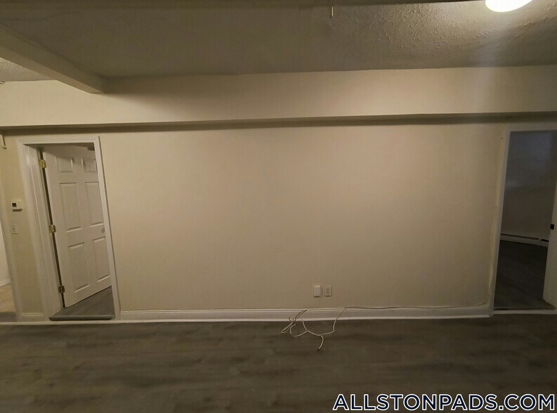 Building Photo - 1131 Commonwealth Ave