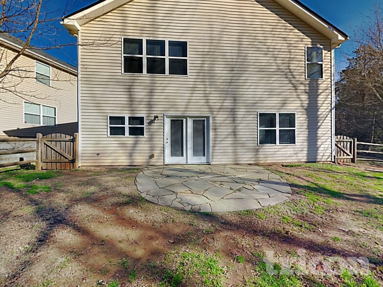 Building Photo - 6405 Lanzerac Manor Dr