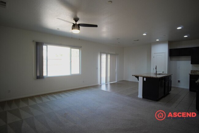 Building Photo - Charming 3 bedroom Home In Southwest!