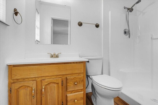 Building Photo - 257 Friar Tuck Dr