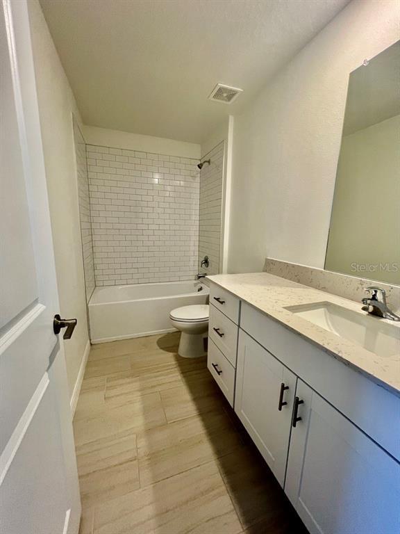 Building Photo - 9023 Bay Leaf Dr