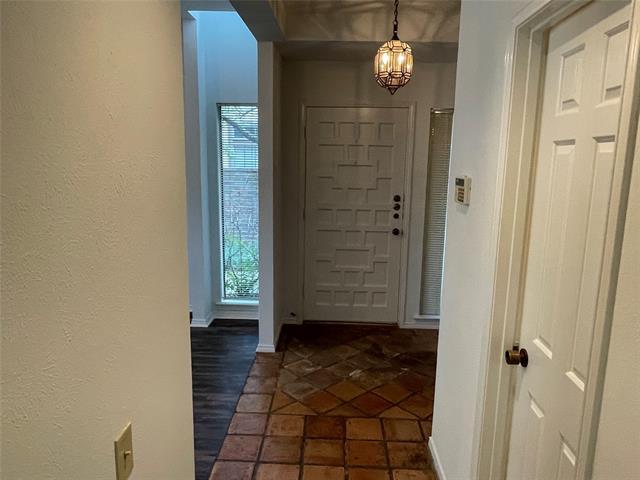 Building Photo - 16411 Lauder Ln