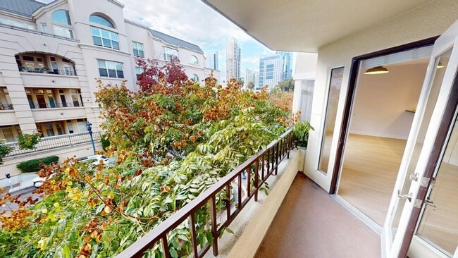 Building Photo - Upgraded 2bd/2Ba Mariana District Condo - Pet Friendly!