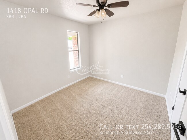 Building Photo - 1418 Opal Rd