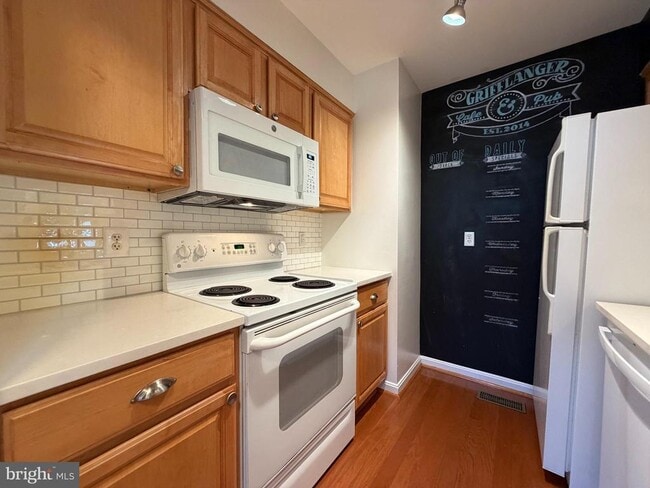Building Photo - 6501 Brick Hearth Ct