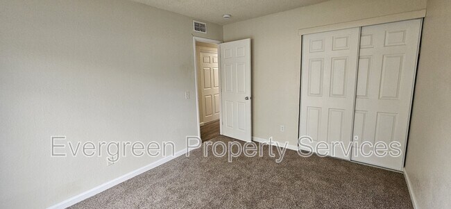 Building Photo - 10412 S White Rock Rd