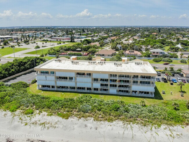 Building Photo - 1851 Jimmy Buffett Mem Hwy