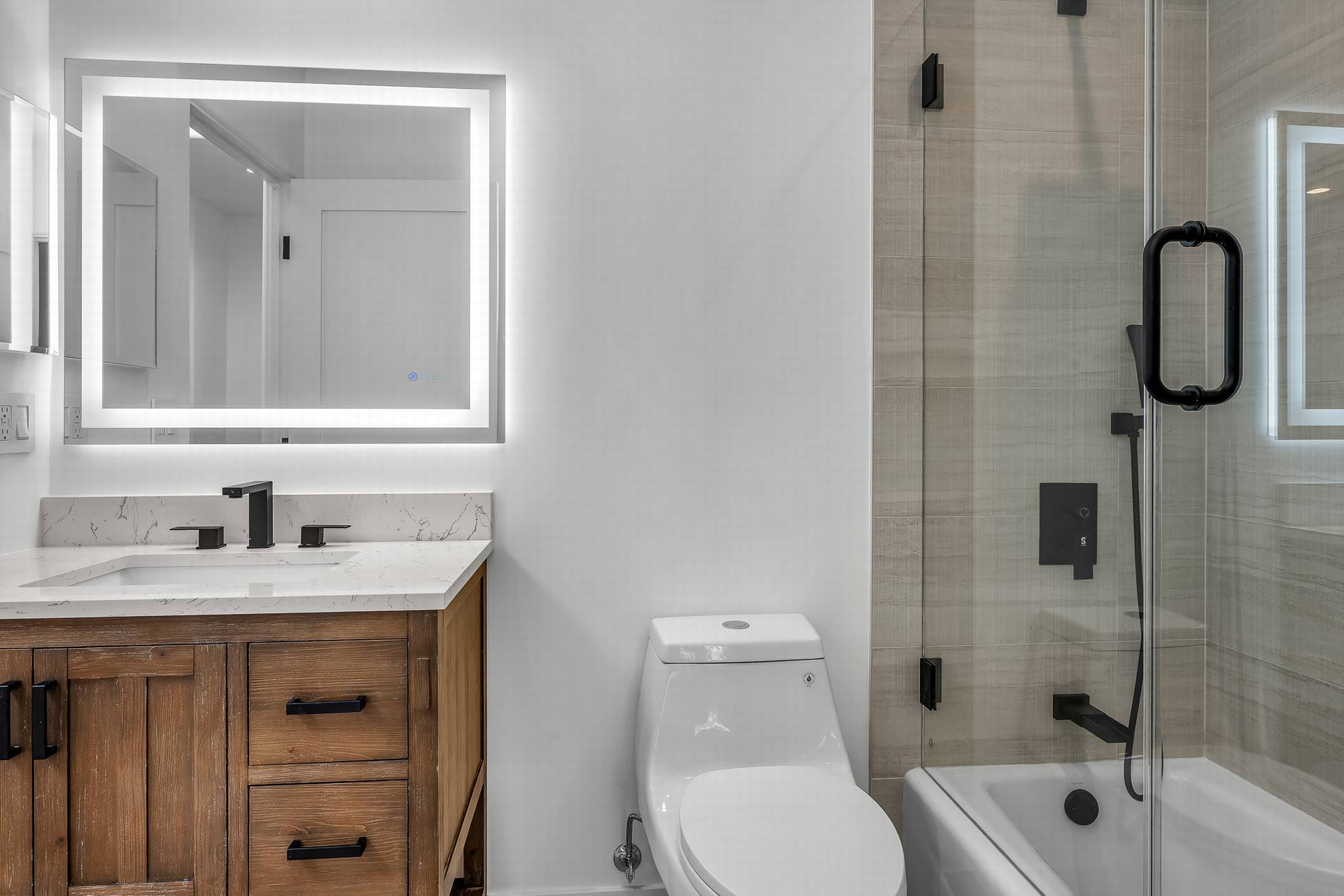 Building Photo - 920 S Spaulding Ave