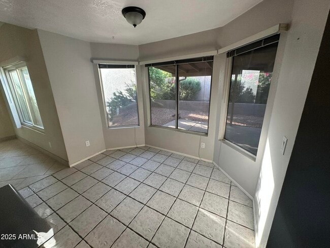 Building Photo - 4934 W Grovers Ave