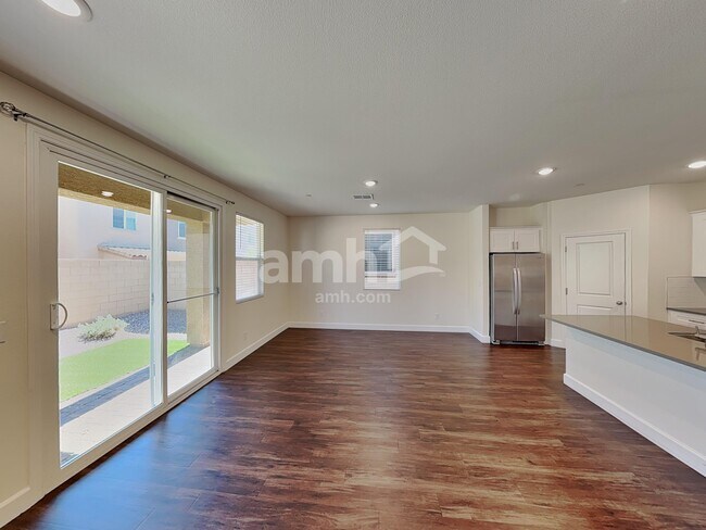 Building Photo - 83 Miners Reserve Ln