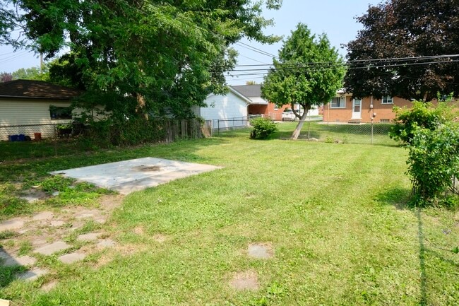 Building Photo - 20341 Rosedale St