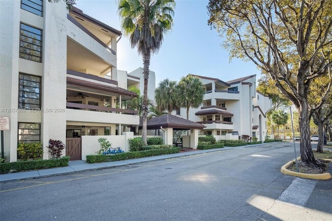 Building Photo - 9040 SW 125th Ave